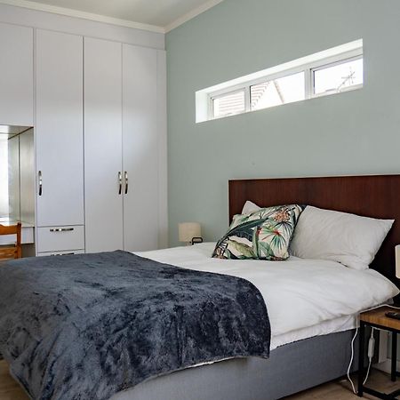3 On Tessa Guesthouse Johannesburg Exteriör bild